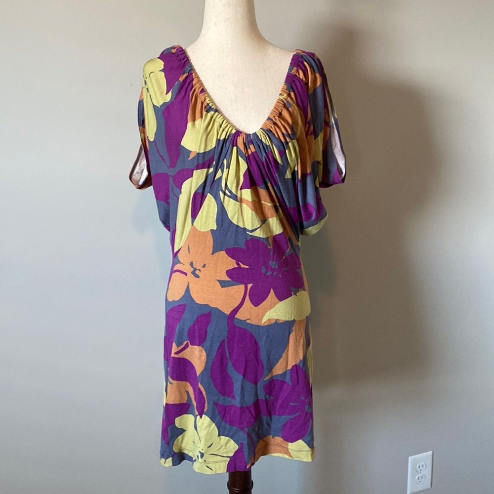 NWT BCBG Generation | Sz S small floral tropical ruched body con dress